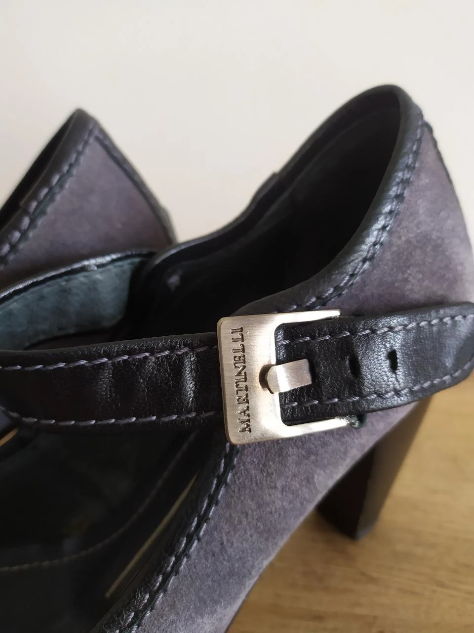 Elegant Martinelli Sapatos de Salto em Camurça Cinza Pele Tamanho 36 Pulseira – photo 10